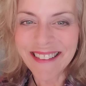 Meet your Posher, Lynn